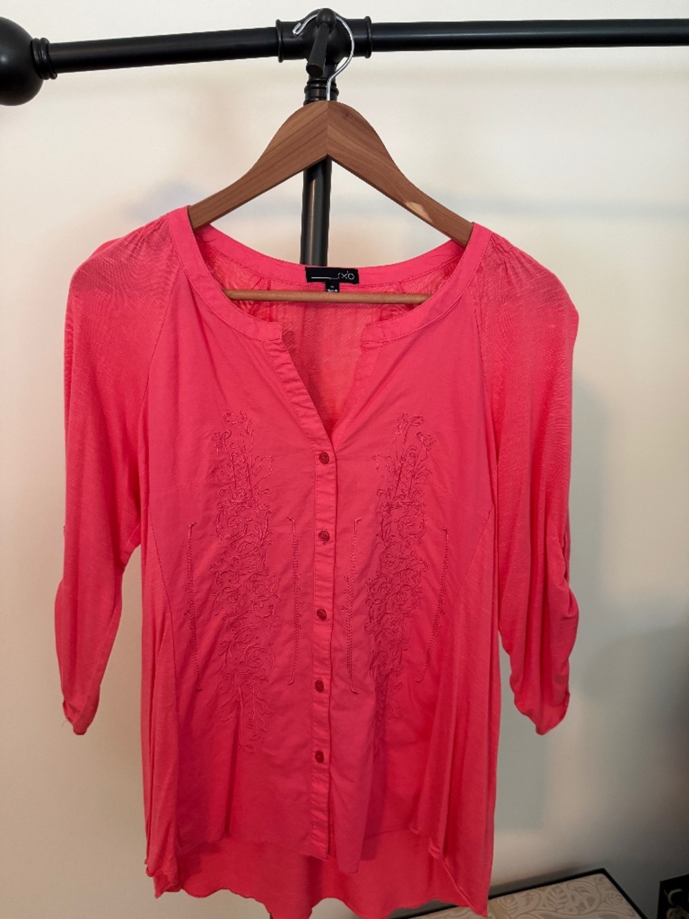 RXB Coral Orange Embroidered Button Front Blouse Top Size M Roll Tab 3/4 Sleeve